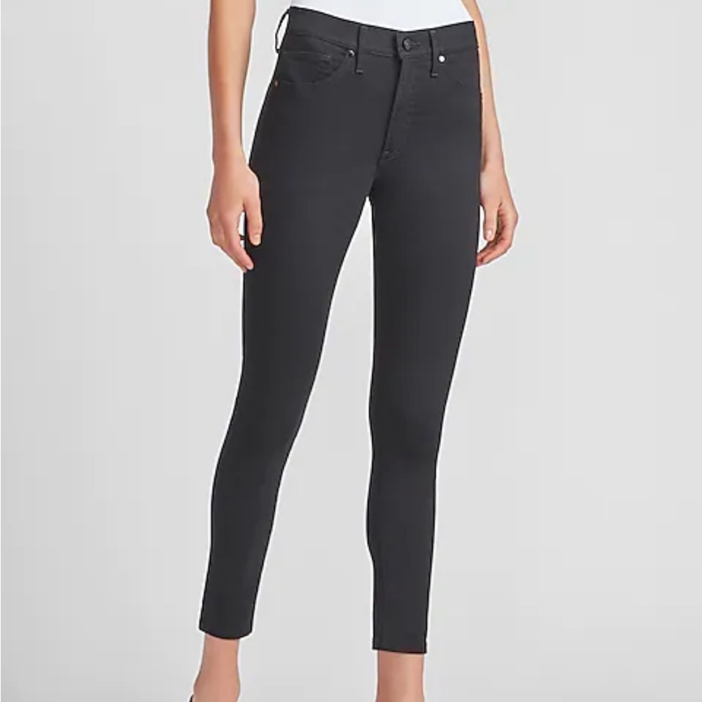 NWT EXPRESS jeans size 10s skinny midrise
